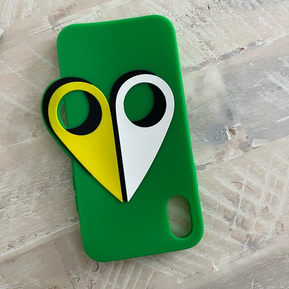 Moose Knuckles - iPhone X case - authentic - Picture 3 of 3